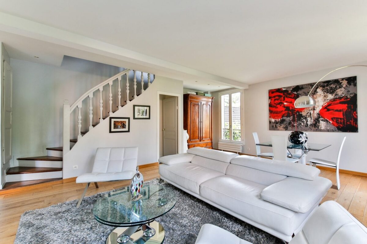 6 Bedrooms, Bungalow